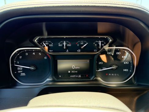 Used 2021 GMC Sierra 1500 Elevation w/ Preferred Package AWD/4WD image 16