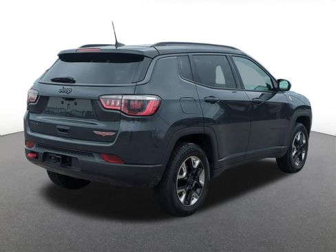 Used 2017 Jeep Compass Trailhawk w/ Leather Interior Group AWD/4WD image 6