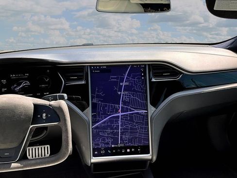 Used 2019 Tesla Model S Performance AWD/4WD image 9