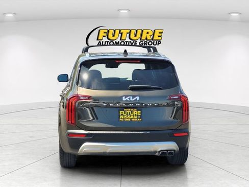 Used 2022 Kia Telluride EX w/ EX Premium Package FWD image 8