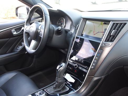 Used 2023 INFINITI Q50 Sensory RWD image 11