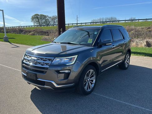 Used 2018 Ford Explorer Limited image 7