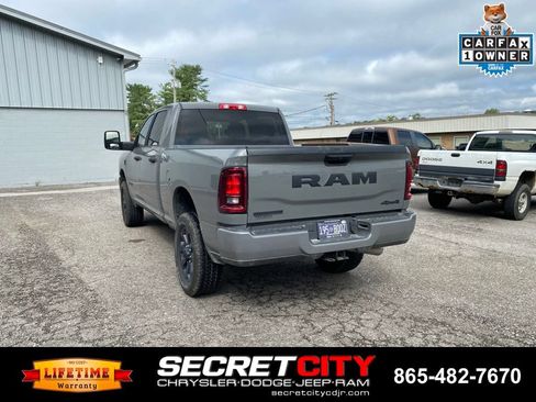 Used 2025 RAM 2500 Big Horn AWD/4WD image 7