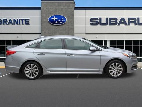 Used 2015 Hyundai Sonata Sport w/ Option Group 04 FWD image 11