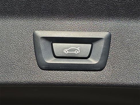 Used 2022 BMW X3 xDrive30i image 16