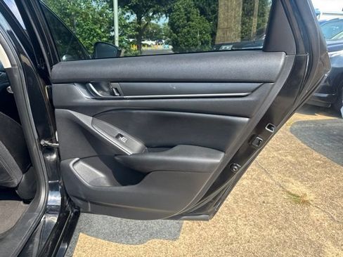 Used 2021 Honda Accord LX image 15