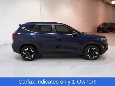 Used 2024 Kia Seltos EX FWD image 2