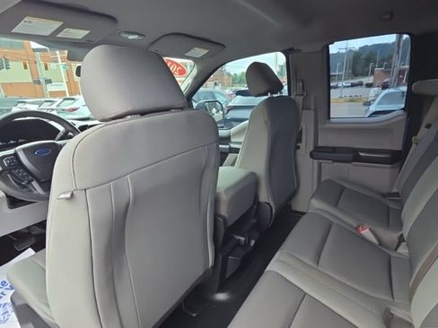 Used 2015 Ford F150 XL w/ Equipment Group 101A Mid AWD/4WD image 21