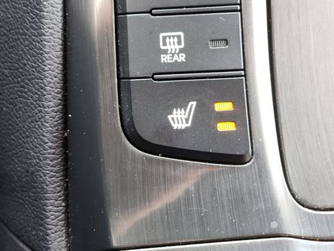 Used 2014 Hyundai Genesis 3.8 image 31