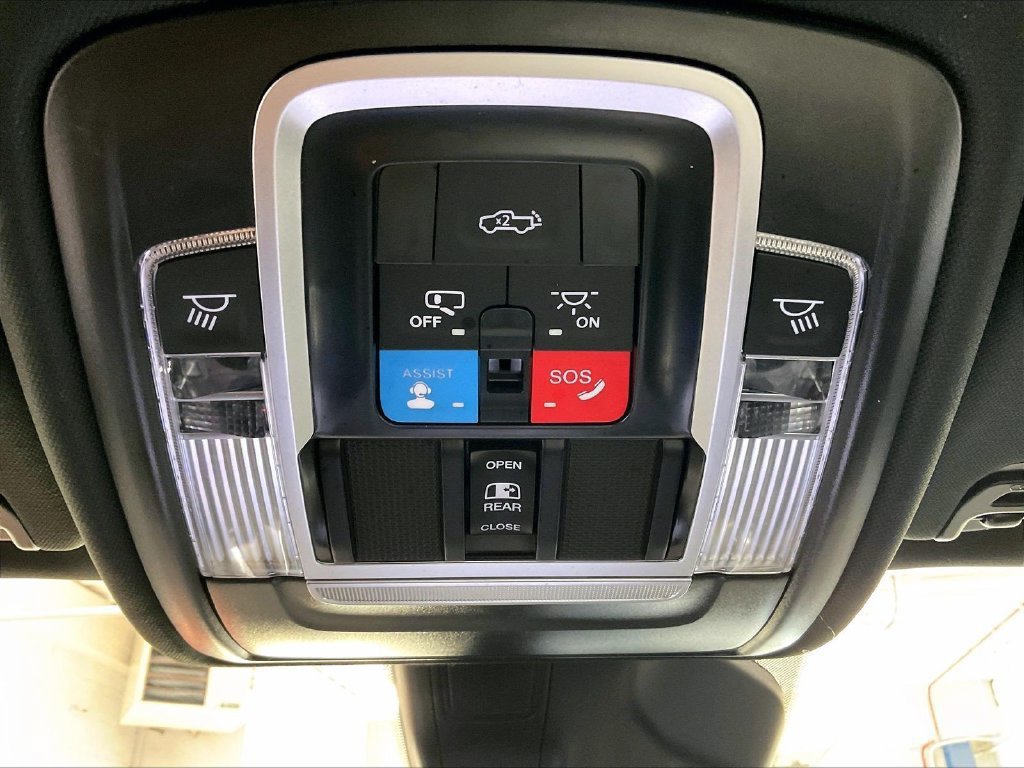 Used 2025 RAM 1500 Laramie w/ Sport Appearance Package AWD/4WD image 25