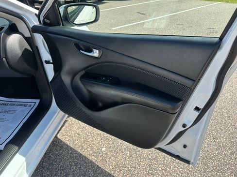 Used 2015 Dodge Dart SXT w/ Sun/Sound Group FWD image 10
