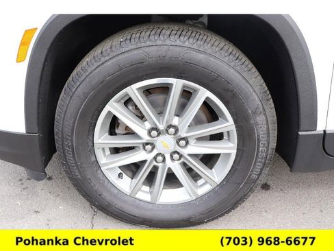 Certified 2023 Chevrolet Traverse LT AWD/4WD image 29