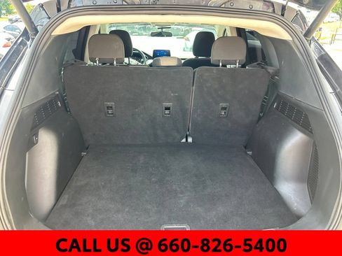 Used 2021 Ford Escape SE w/ SE Sport Appearance Package AWD/4WD image 13