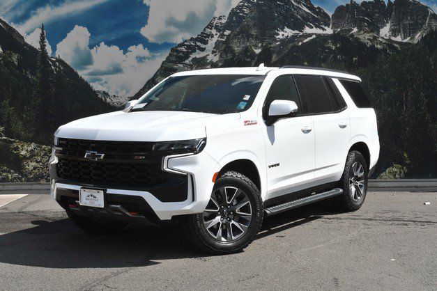 Used 2023 Chevrolet Tahoe Z71 w/ Luxury Package AWD/4WD image 6