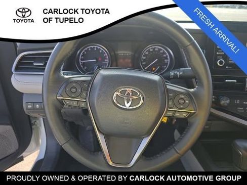 Used 2024 Toyota Camry SE image 8
