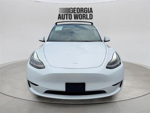 Used 2023 Tesla Model Y Long Range AWD/4WD image 16