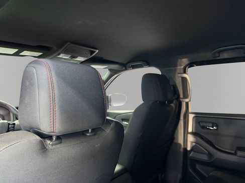 Used 2025 Nissan Frontier Pro-X RWD image 26