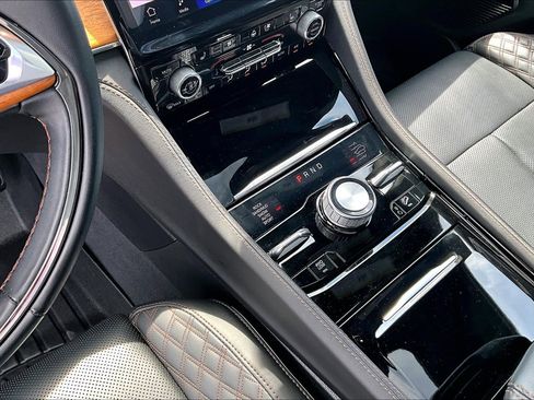 Used 2023 Jeep Grand Cherokee L Summit image 18