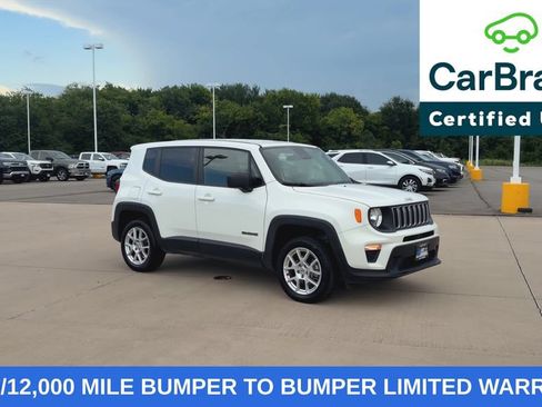 Used 2023 Jeep Renegade Latitude AWD/4WD image 2