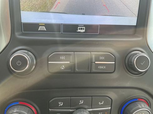 Used 2021 Chevrolet Silverado 1500 LT Trail Boss w/ Convenience Package II image 26