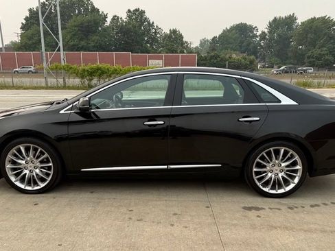Used 2014 Cadillac XTS Platinum FWD image 11