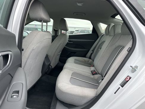 Used 2021 Hyundai Sonata SE image 19