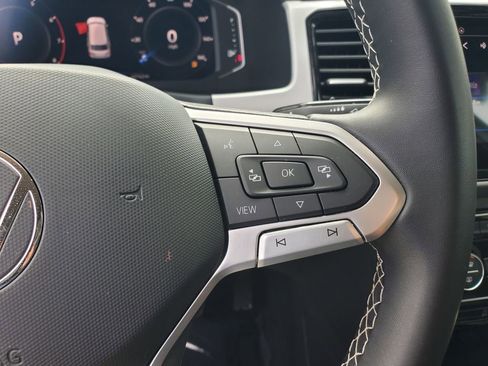 Used 2023 Volkswagen Atlas SE FWD image 26