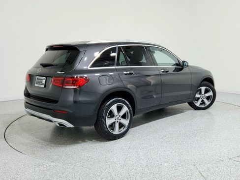 Certified 2022 Mercedes-Benz GLC 300 4MATIC image 3