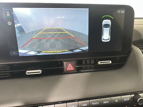 Certified 2025 Hyundai Ioniq 5 SEL AWD/4WD image 25