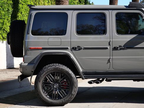 Used 2023 Mercedes-Benz G 63 AMG Squared image 9