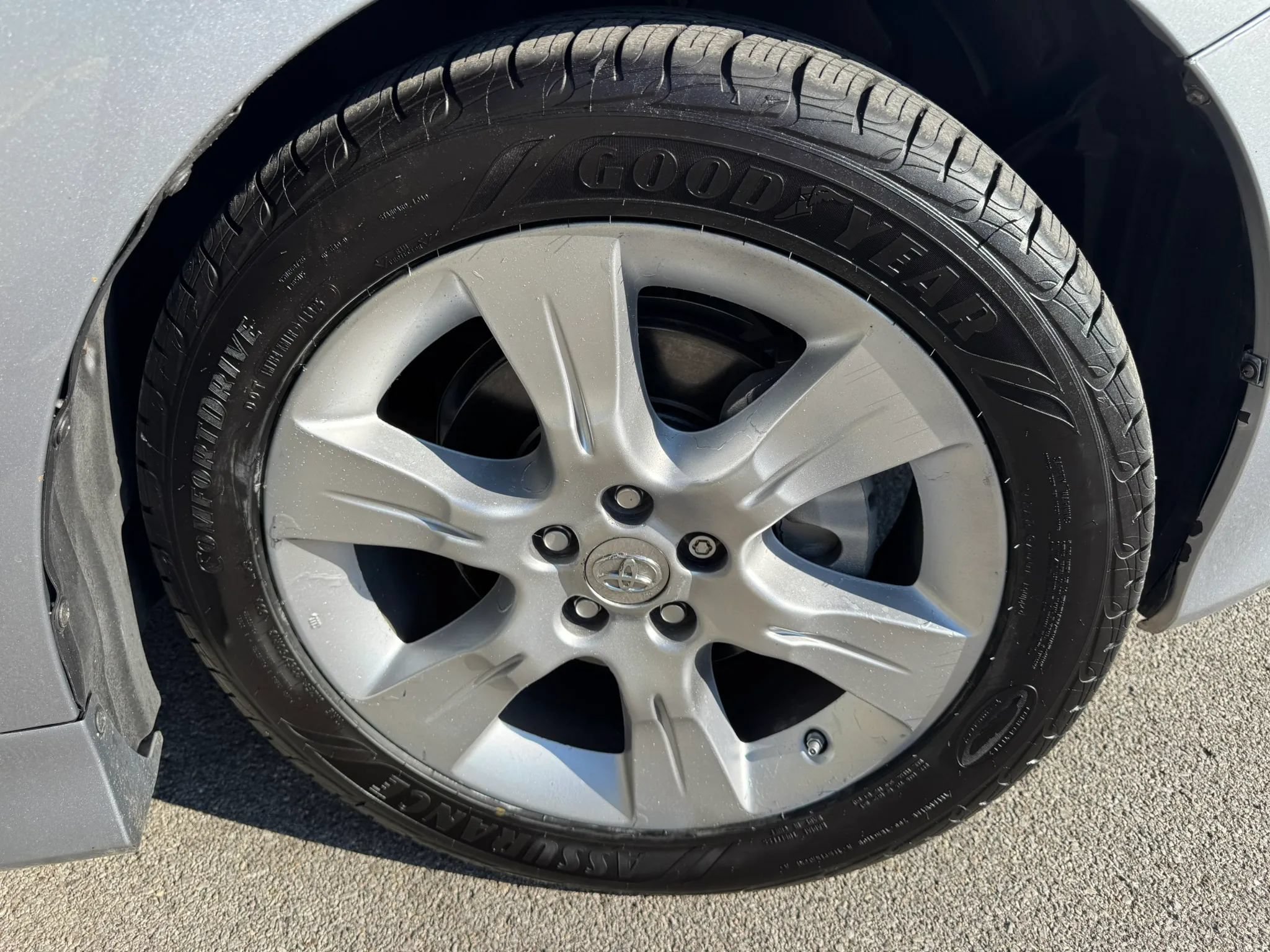 Used 2013 Toyota Sienna SE FWD image 25