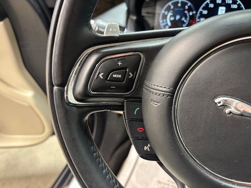 Used 2019 Jaguar XJ L Supercharged image 22