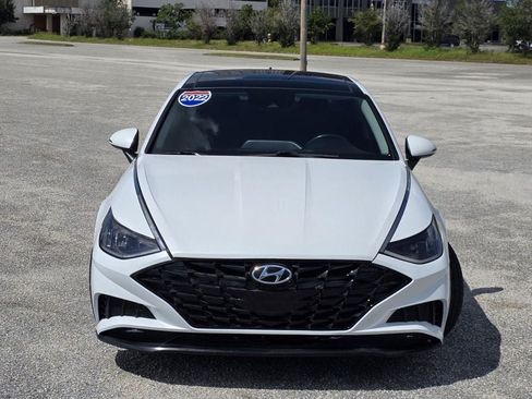 Used 2022 Hyundai Sonata SEL w/ Convenience Package FWD image 2