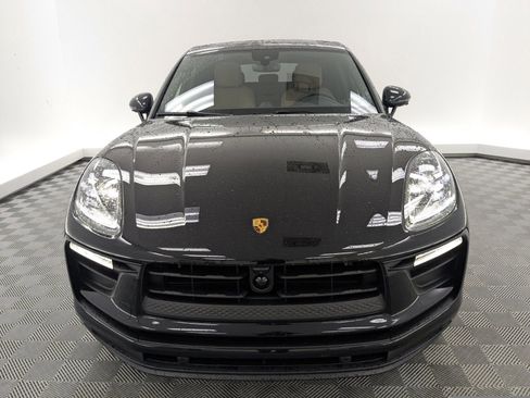 New 2026 Porsche Macan AWD/4WD image 6