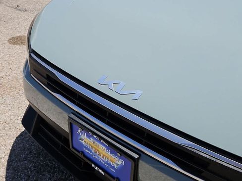 Used 2025 Kia K4 FWD image 13
