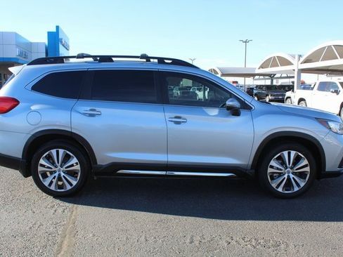 Used 2021 Subaru Ascent Limited w/ Technology Package image 2