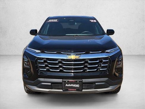 Certified 2025 Chevrolet Equinox LT AWD/4WD image 2