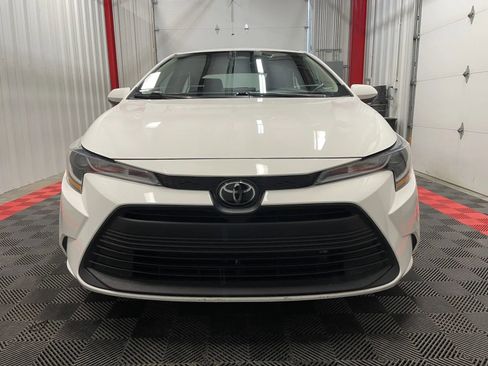 Used 2024 Toyota Corolla LE image 6