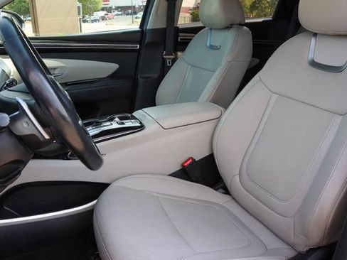 Certified 2024 Hyundai Tucson Limited FWD image 13