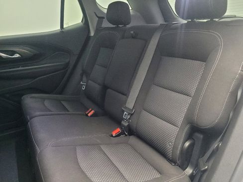 Used 2024 GMC Terrain SLE image 18