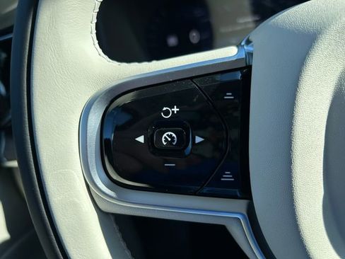 New 2026 Volvo XC90 B6 Ultra image 22