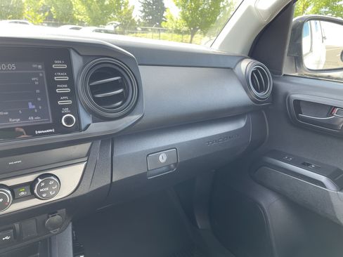 Used 2022 Toyota Tacoma SR RWD image 25