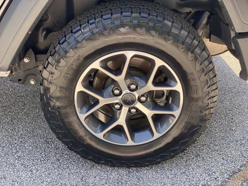 Used 2024 Jeep Wrangler Sport S AWD/4WD image 15