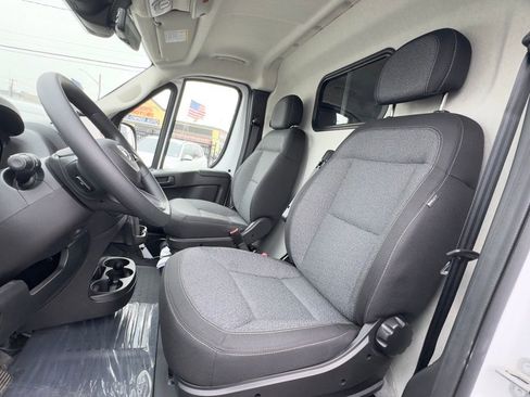 Used 2025 RAM ProMaster 1500 w/ Premium Convenience Group image 16