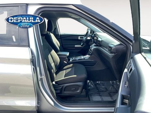 Used 2024 Ford Explorer XLT AWD/4WD image 19