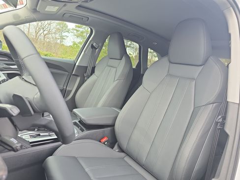 New 2025 Audi Q5 Premium Plus image 15