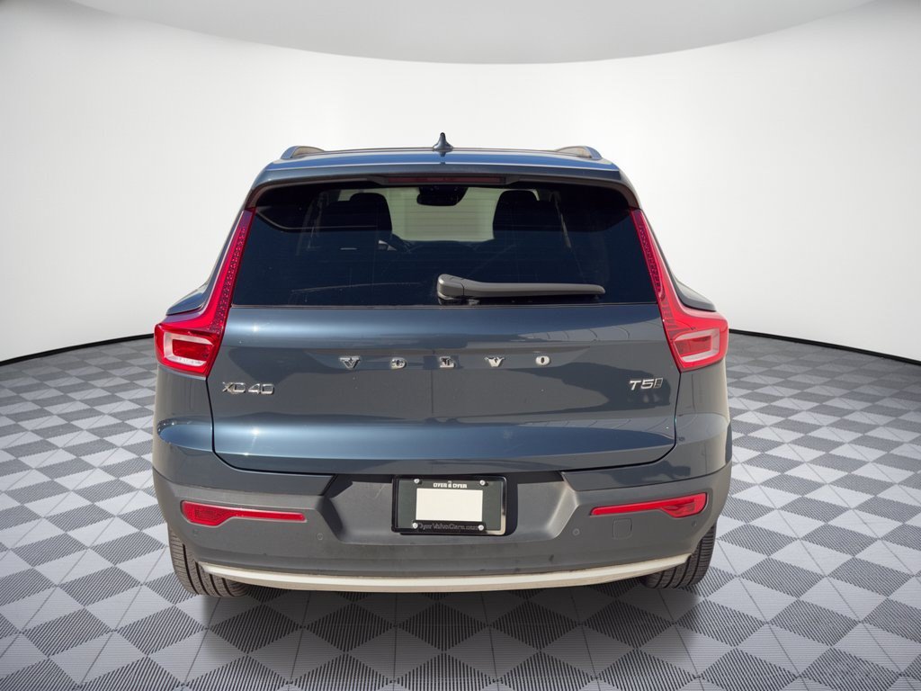 Used 2021 Volvo XC40 T5 Momentum w/ Premium Package AWD/4WD image 11