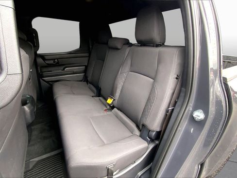 Used 2026 Toyota Tacoma SR5 AWD/4WD image 21