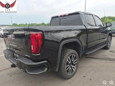 Used 2023 GMC Sierra 1500 AT4 w/ AT4 Premium Package AWD/4WD image 4