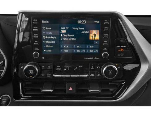 Used 2020 Toyota Highlander XLE FWD image 10